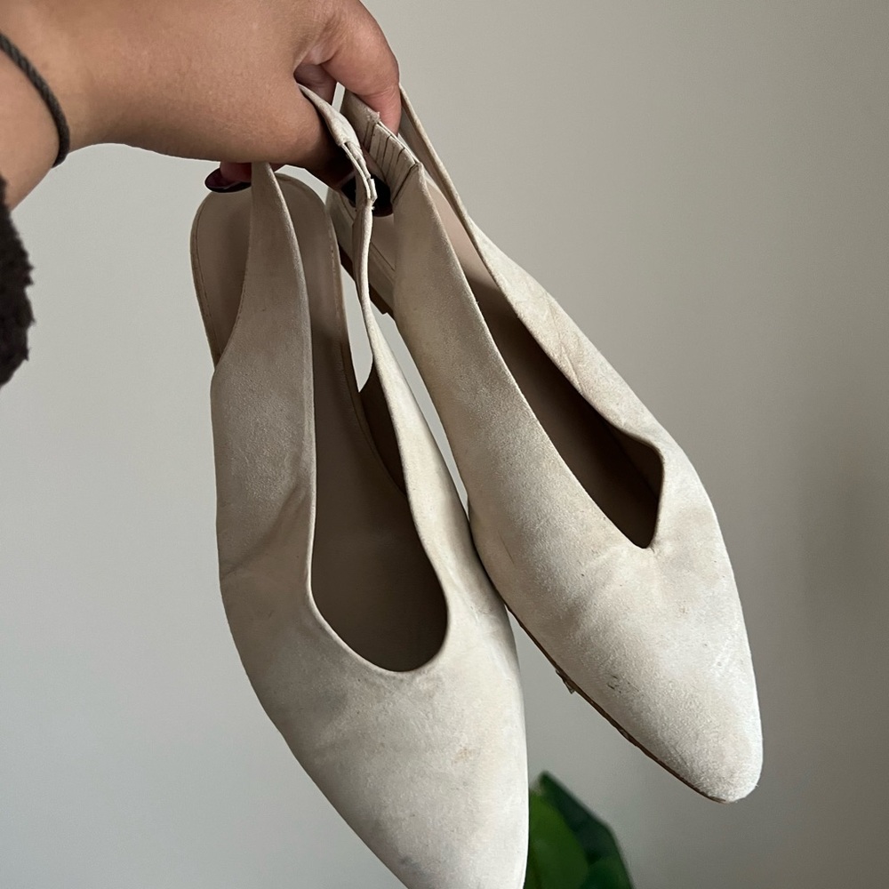 Everlane Women’s Cream Editor Slingbacks